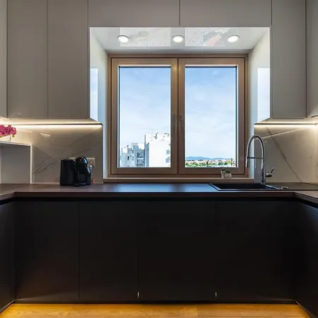 Luxury Nouvel Apartment